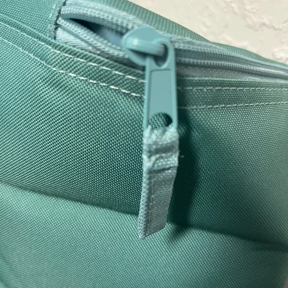Trader Joe's Teal Logo LARGE Insulated Tote Bag NEW!! - Picture 4 of 11